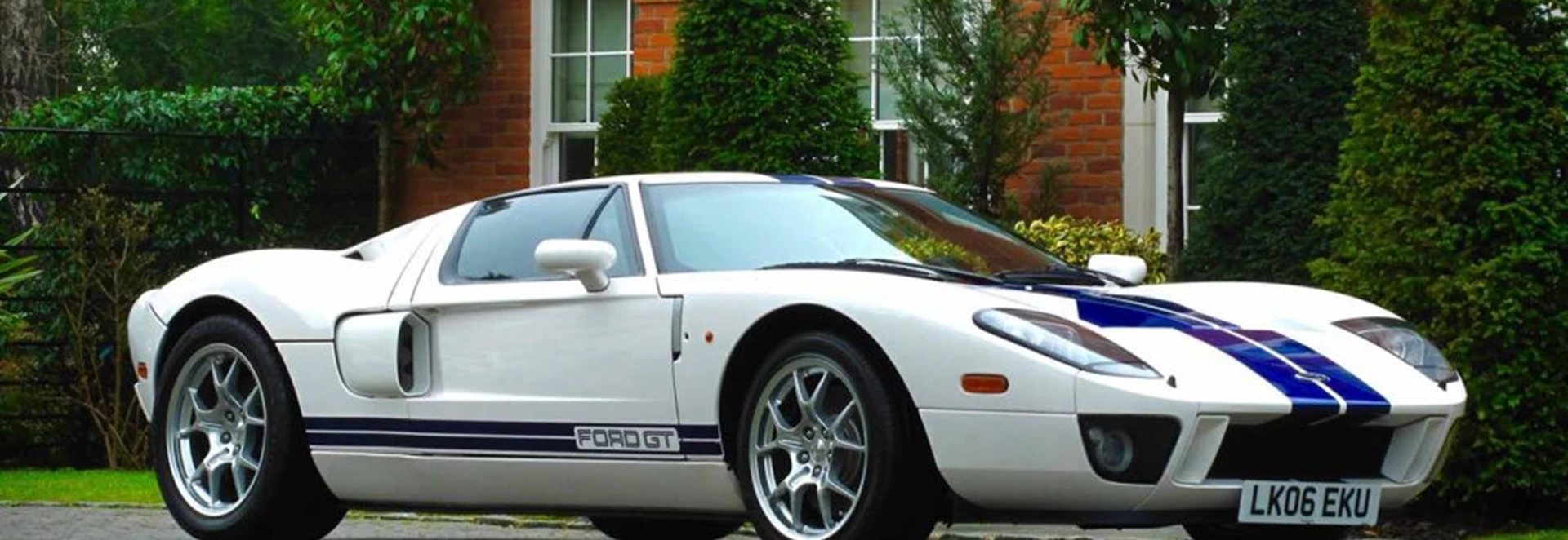 Jenson Button’s Ford GT is available to buy